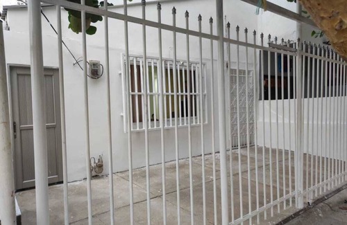 Urbanizacion Eliana House | Spacious independent room 2 blocks from the beach and airport