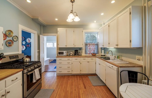 Bar Harbor Cottage | Spacious in-town cottage w/home office. Walk everywhere from your front steps.