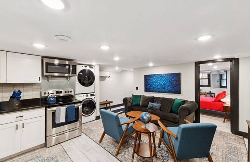 Shaw Apartment | Spacious Luxury 4BR Townhome + Huge Private Patio