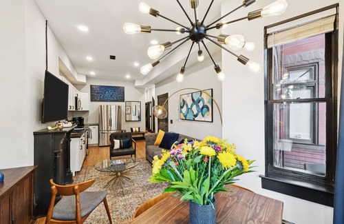 Shaw Apartment | Spacious Luxury 4BR Townhome + Huge Private Patio