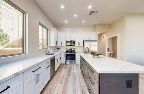 Stetson Hills State House | Spacious luxury home with pool and pool spa, large yard, & central AC