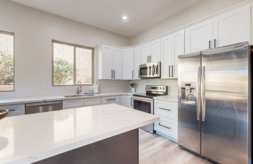 Stetson Hills State House | Spacious luxury home with pool and pool spa, large yard, & central AC