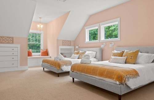 Egremont House | Spacious luxury near Catamount Ski Resort