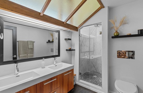 Brookfield House | Spacious MCM home blends elegance w/retro charm. Includes pool, steam and sauna