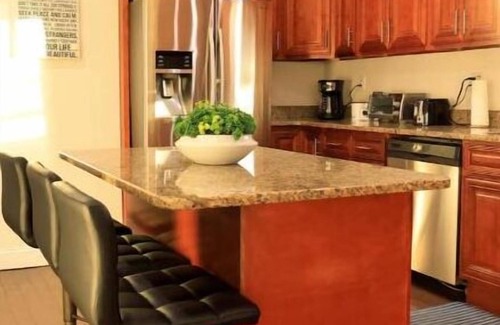 Lynn Apartment | Spacious & Modern House close to BOS & Salem