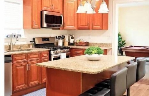 Lynn Apartment | Spacious & Modern House close to BOS & Salem