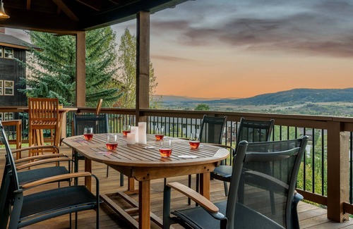 Steamboat Springs House | Spacious Mountain Home - 5 min from Steamboat Ski Resort Avail for 30+ Stays