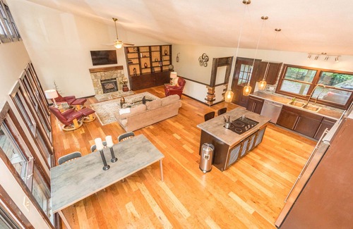 Lake Junaluska House | Spacious, Newly Renovated, Lake Junaluska Home surrounded by woods; pet friendly