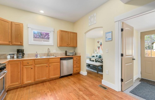 Old Town West House | Spacious Old Town Home – Walk to Dining & Culture!