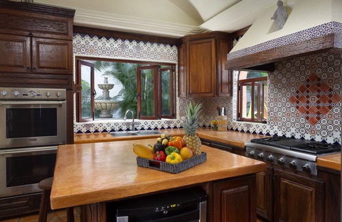 Conchas Chinas Villa | Spacious, Open-Air Villa w/Unequaled Luxury/Views, 5 Mins to Town, Chef & Staff