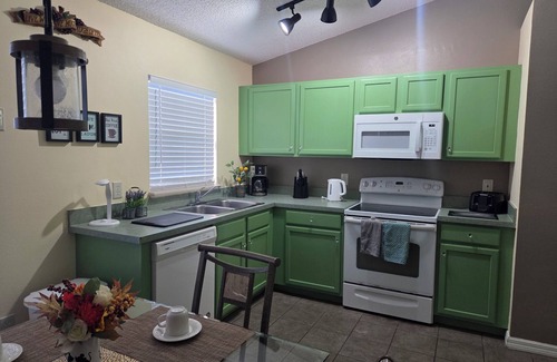 Clear Creek Villa | Spacious Orlando south facing pool villa close to Walt Disney World