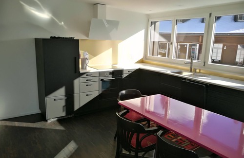 Goldiwil Apartment | Spacious penthouse with stunning mountain and lake views: Ackaert - Top of Thun