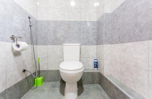 Ngara West Apartment | Spacious Penthouse Rooftop Studio with King bed