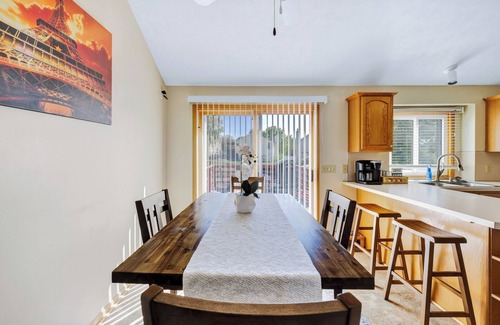 North Central Omaha House | Spacious Pet-Friendly Home Quiet Neighborhood