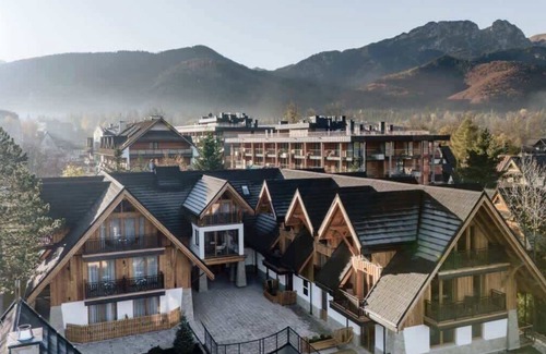 Zakopane Apartment | Spacious, picturesque 1-bedroom Apartment