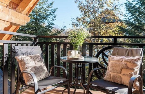 Zakopane Apartment | Spacious, picturesque 1-bedroom Apartment