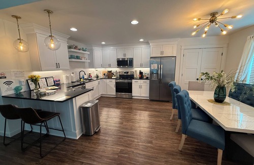 Rogers House | Spacious, private, and close to downtown Rogers, AR & Trails