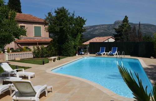 Aubagne Villa | Spacious Provencal house in a quiet area between Marseille and Cassis