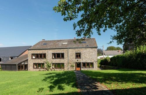 Rendeux Villa | Spacious Retreat in Warizy