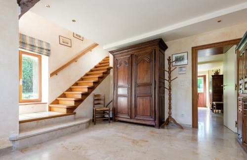 Rendeux Villa | Spacious Retreat in Warizy