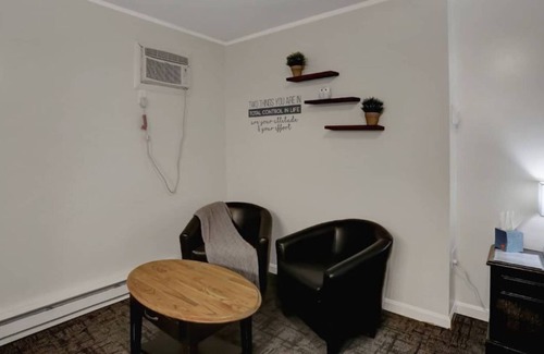 Loyalton House | Spacious room w/ KingBed and desk & sitting area