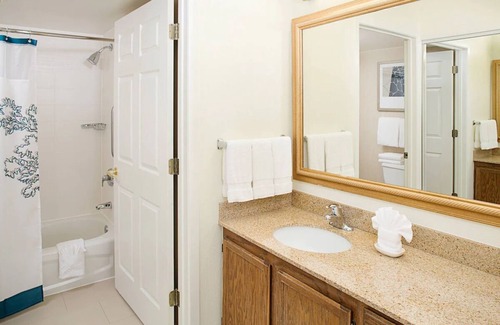 Rosemont Hotel | Spacious Room w/Kitchenette & Complimentary Breakfast | Free Airport Shuttle