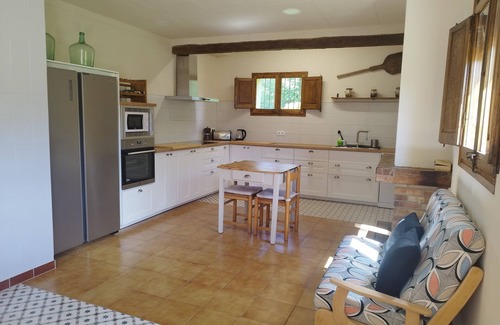 Sant Esteve d'en Bas House | Spacious rural house with good views near the volcanic area of the Garrotxa.