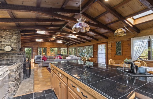 Tamalpais-Homestead Valley House | Spacious Serene Sanctuary-Minutes to SF and Muir Woods