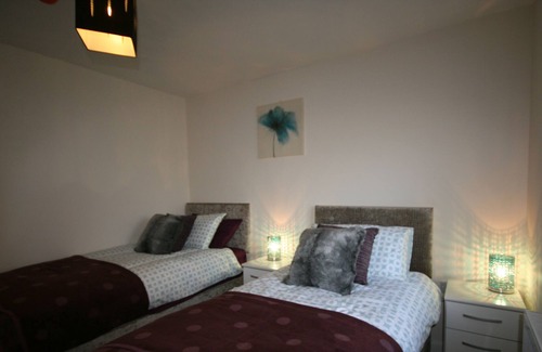 Aylesbury Apartment | SPACIOUS SERVICED APARTMENT WITH 2 BEDROOMS IN THE HEART OF AYLESBURY.