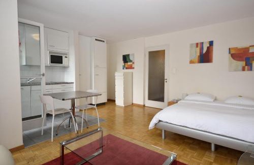 District 6 Apartment | Spacious studio with balcony - Vineyard 71