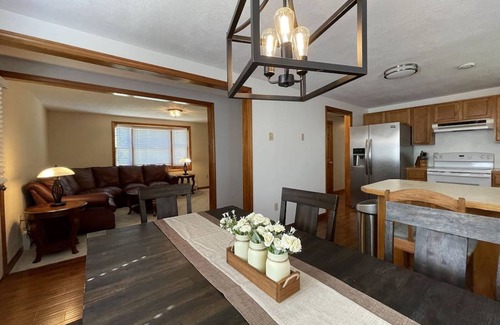 Windsor House | Spacious, Sunny Lake House. Close to ski trails.