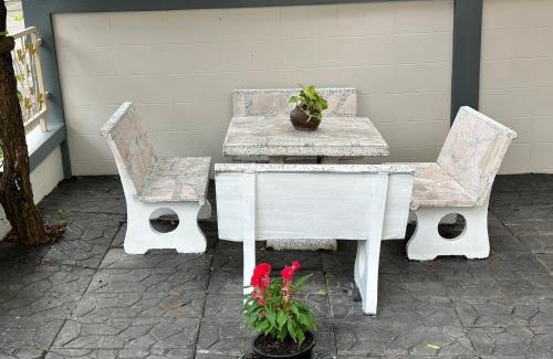 Dok Mai House | Spacious and peaceful 3 bedrooms detached house inside Bangkok