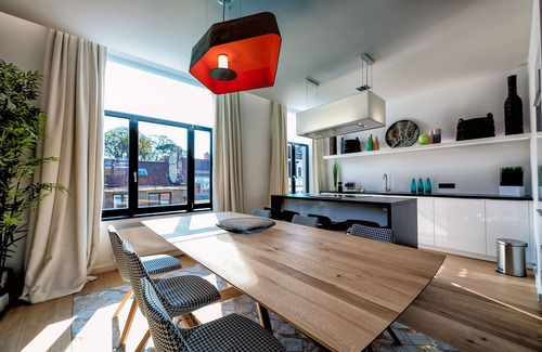Chatelain Apartment | Spacious Top-Floor Two Bedrooms Duplex - Quartier Louise-Châtelain