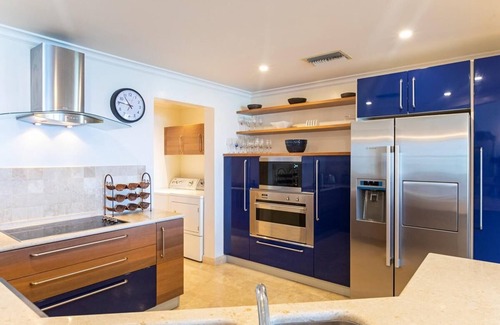 Saint Peter Parish Villa | Spacious two-bedroom apartment