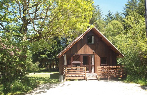 Brazzacott Ski Chalet | Spacious two storey A-frame lodge.