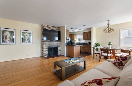 La Crescenta House | Spacious 4-bedroom house in lovely La Crescenta-Montrose