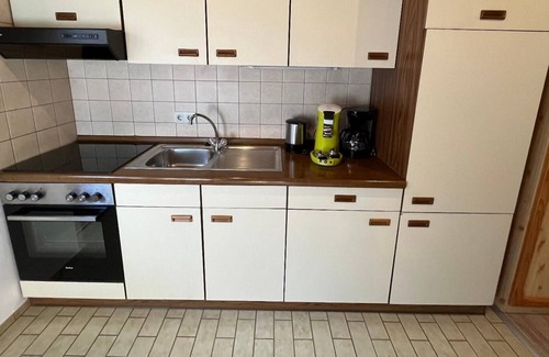Frathau Apartment | Spacious vacation apartment for 4 people with balcony