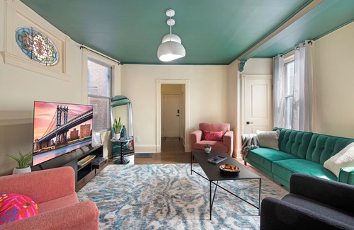 Bergen Apartment | Spacious Victorian with Parking Available