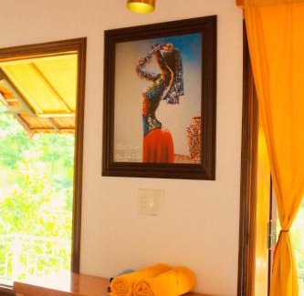 Huong Thuy House | Spacious view house 2BR