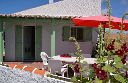La Tranche-sur-Mer Villa | SPACIOUS VILLA AM STRAM GRAM* SLEEPS 13 CITY CENTER