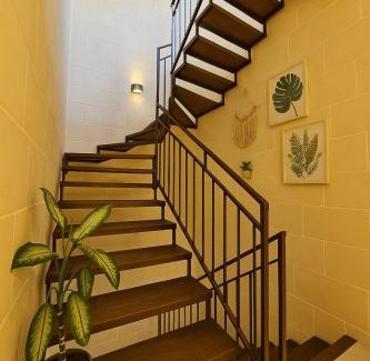 Nadur Villa | Spacious Villa Farmhouse 3BR Oasis with Private Pool and Seaview