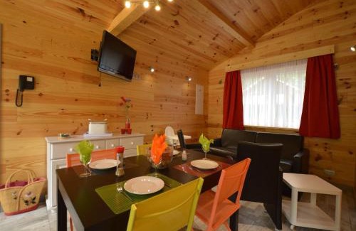Vieuxville House | Spacious Villa Near River