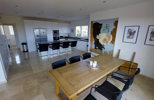 Urbanizacion el Rosario Villa | Spacious villa with great outdoor area