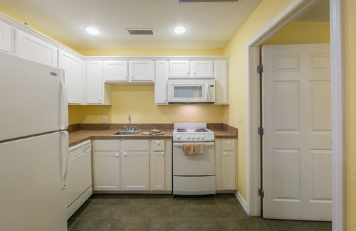 Canyon Lake Villa | Spacious Villa with Access to 6 Pools