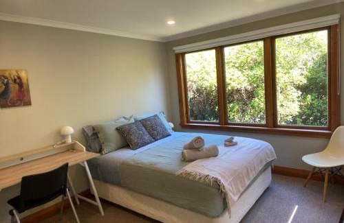 Wellington House | Spacious Wellington Family Oasis