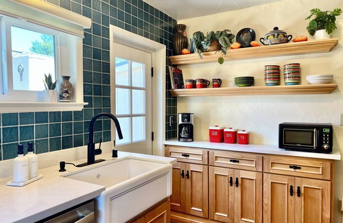 Napa House | Spanish Bungalow with Hot Tub! Close to downtown and easy access to Wine Country