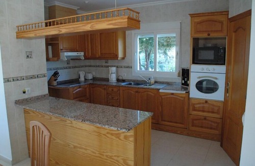 Beniarbeig Villa | Spanish villa with large pool, sea views, in a wonderful residential area in Beniarbeig