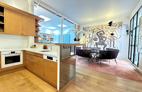 Saint-Merri Apartment | Sparissimo, 6 bedrooms/4 bathrooms, 14 people, 220 m²