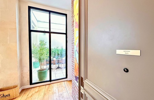 Saint-Merri Apartment | Sparissimo, 6 bedrooms/4 bathrooms, 14 people, 220 m²