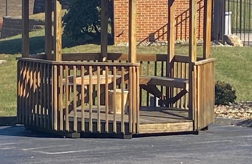 Abingdon Hotel | Spark by Hilton Abingdon I-81 near Fairgrounds